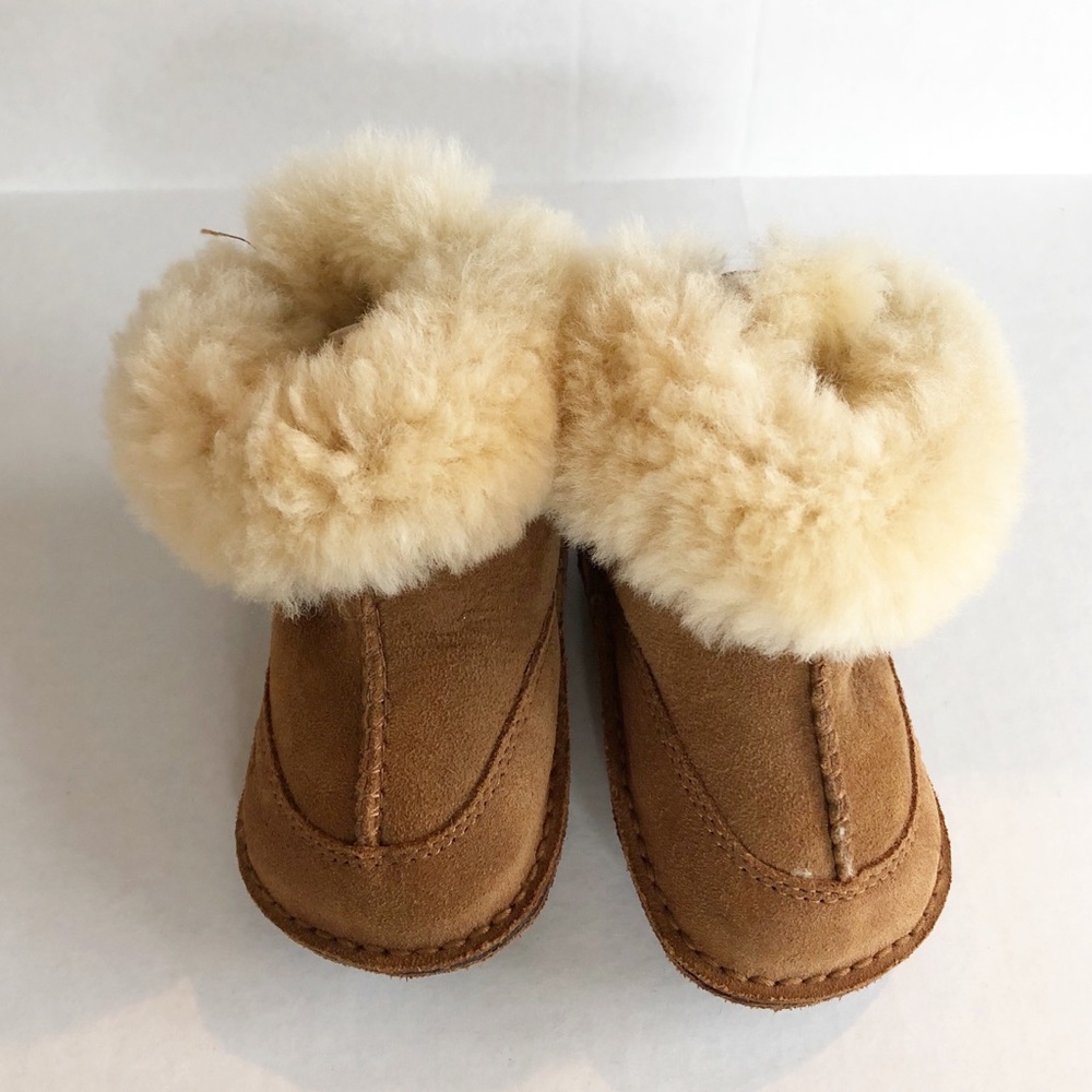 Brown Sherling Baby Ugg Boots, size Small - Picture 2 of 7